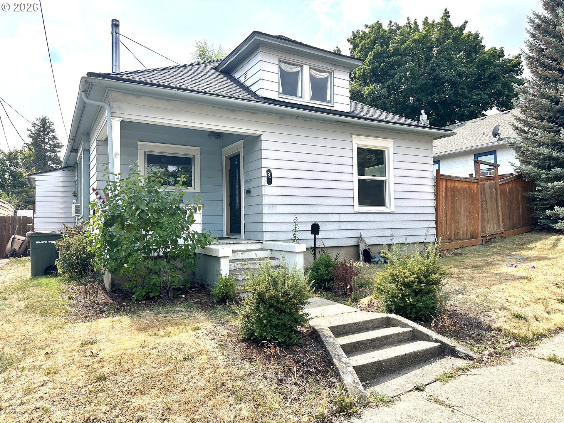 504 Spring Ave — photo