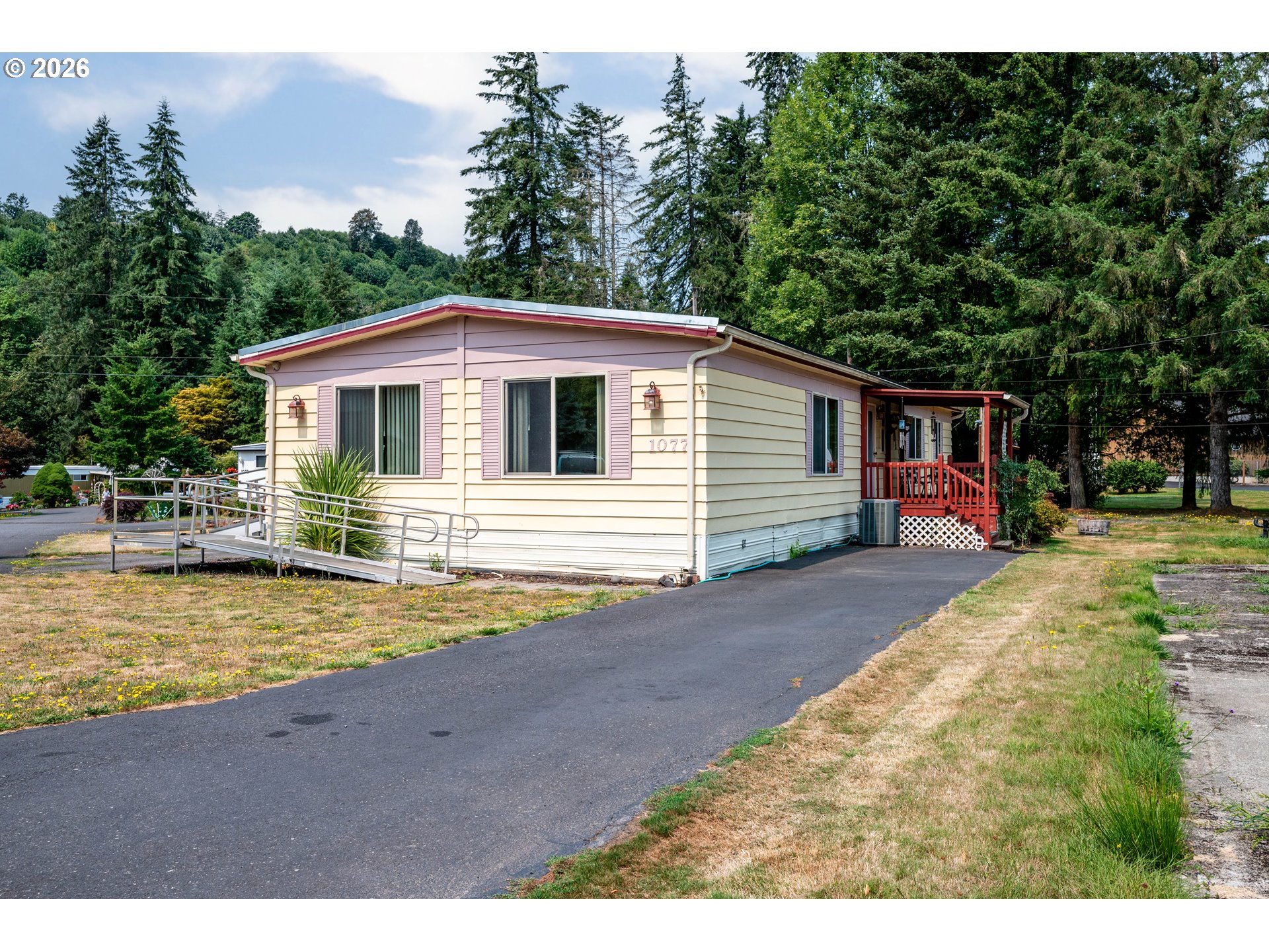 1077 Coal Creek Rd — photo