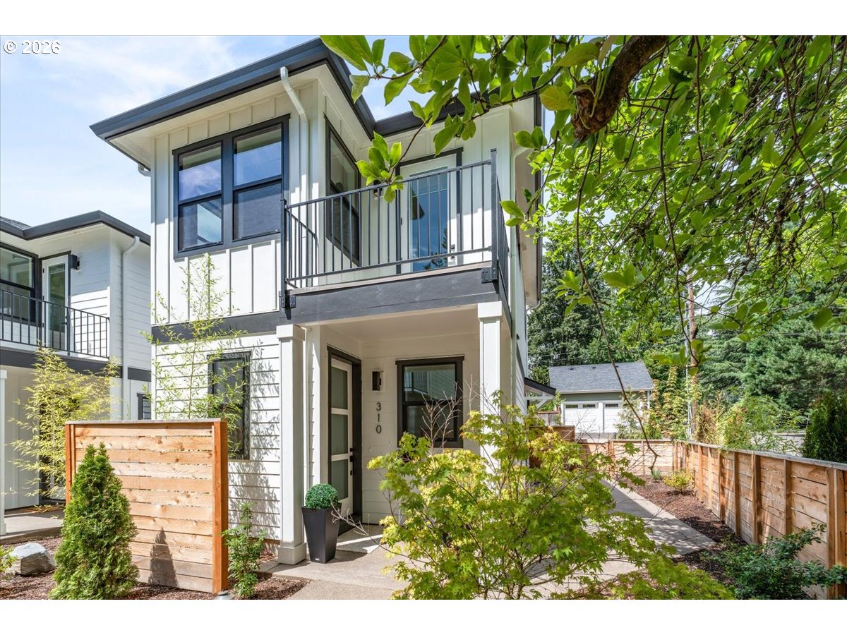 310 G Ave 5 — photo