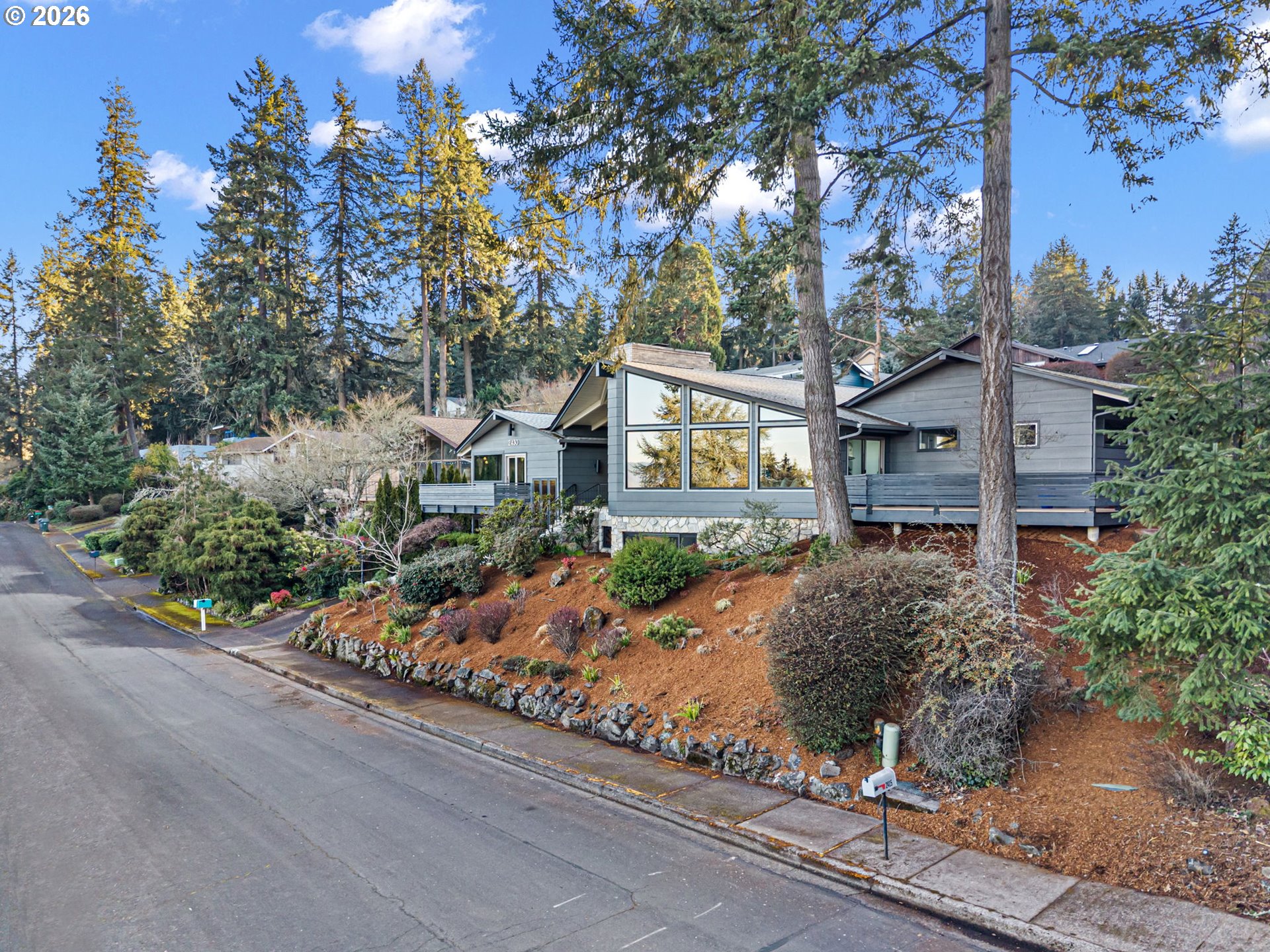 2430 Wilson Dr, Eugene, OR 97405 — photo 2