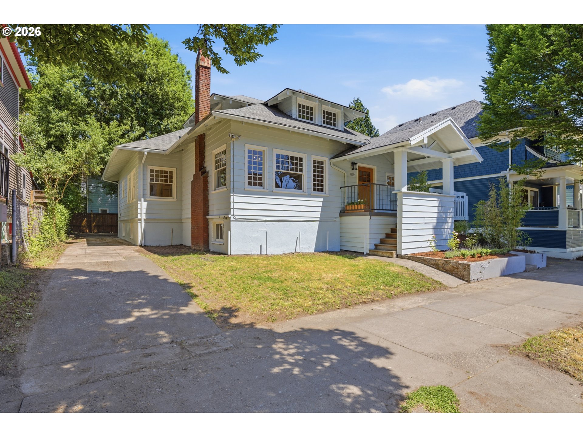 2249 E Burnside St — photo