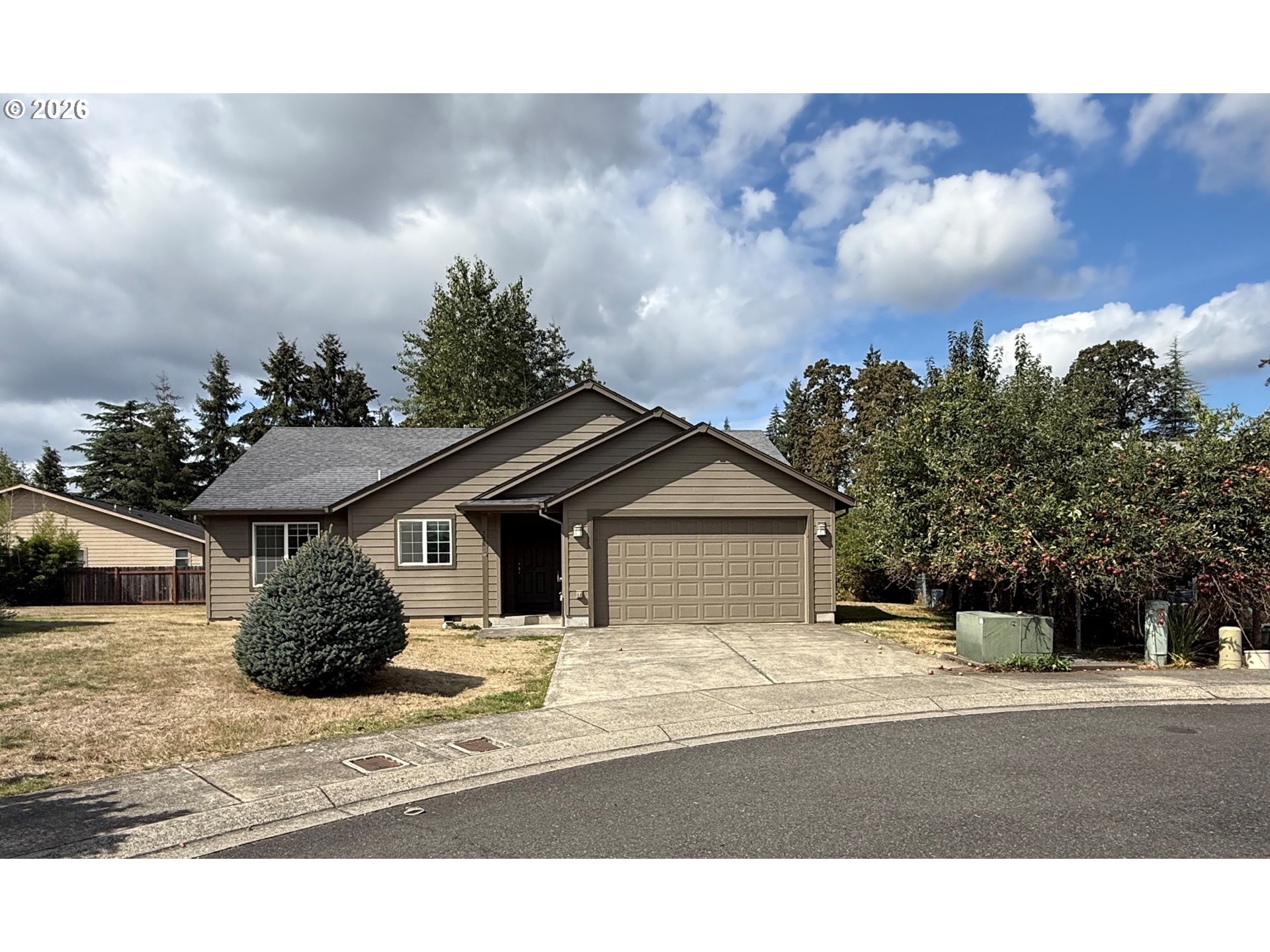 736 Judith Ct — photo