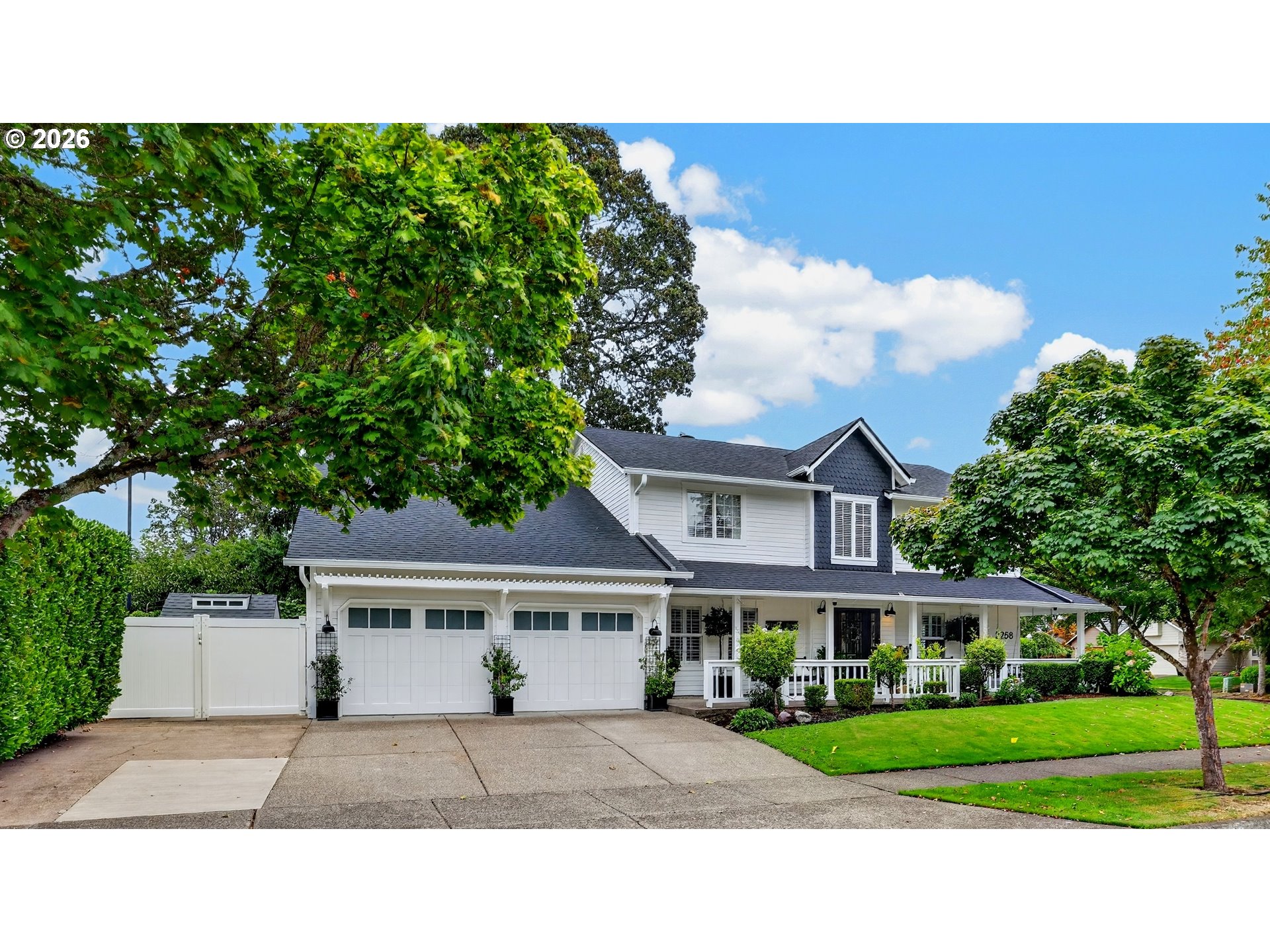 2258 NE Jamie Dr — photo