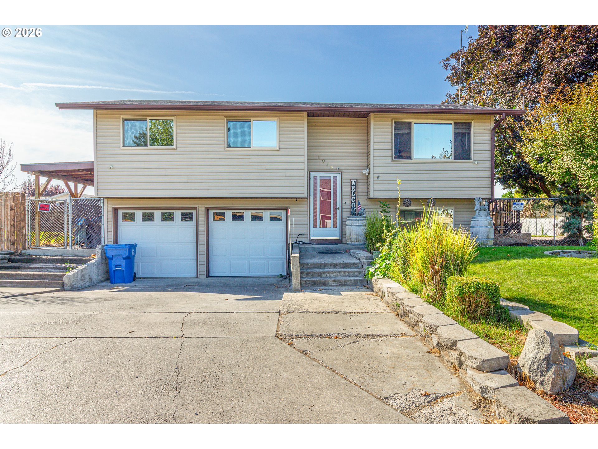 1055 W Linda Ave — photo