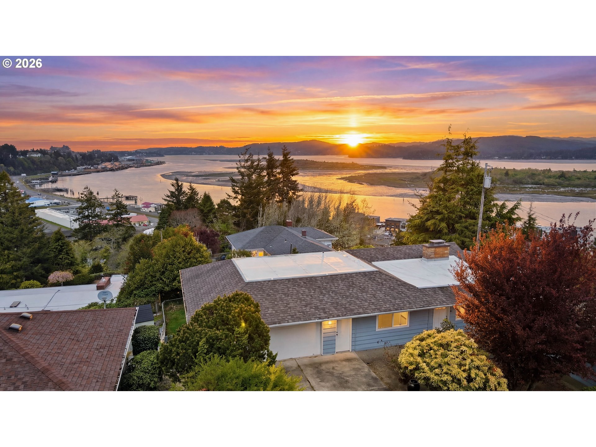 546 W Fir Ave — photo