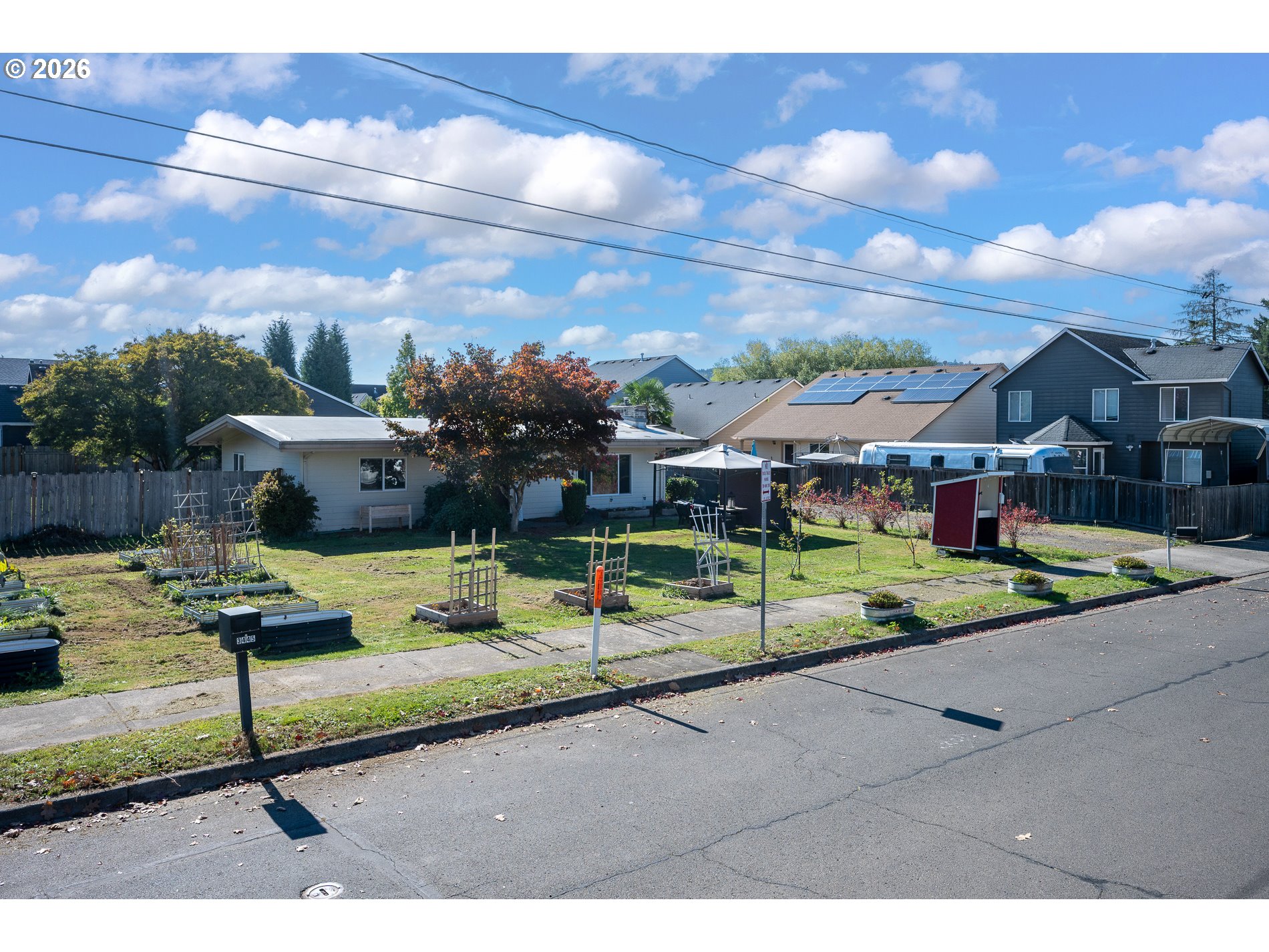 3344 SE Hillyard Rd — photo