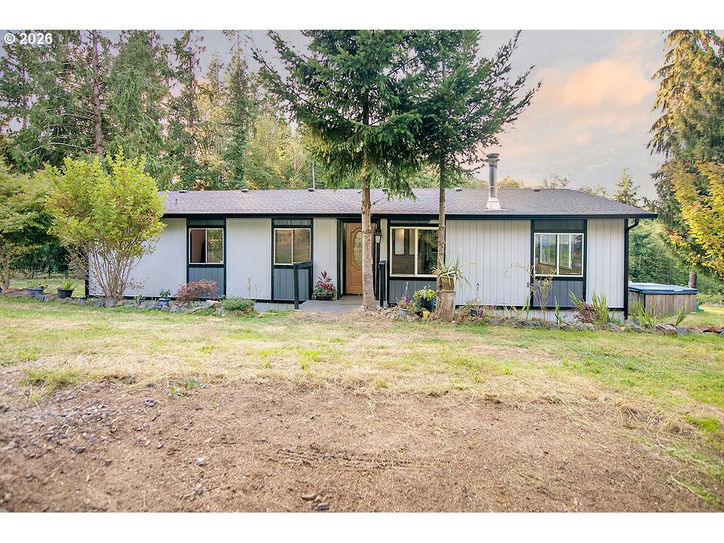 2746 S Silver Lake Rd — photo
