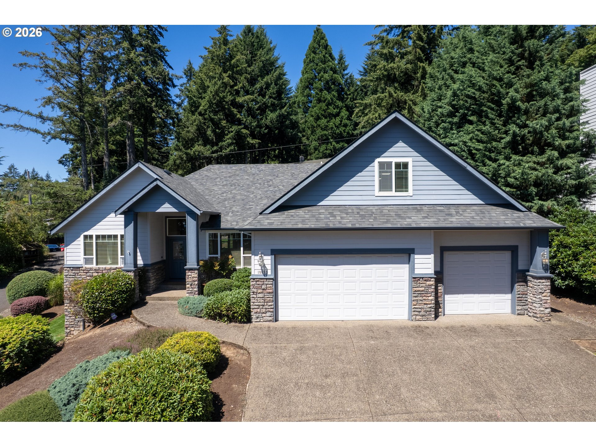 10523 SE Charlotte Dr — photo
