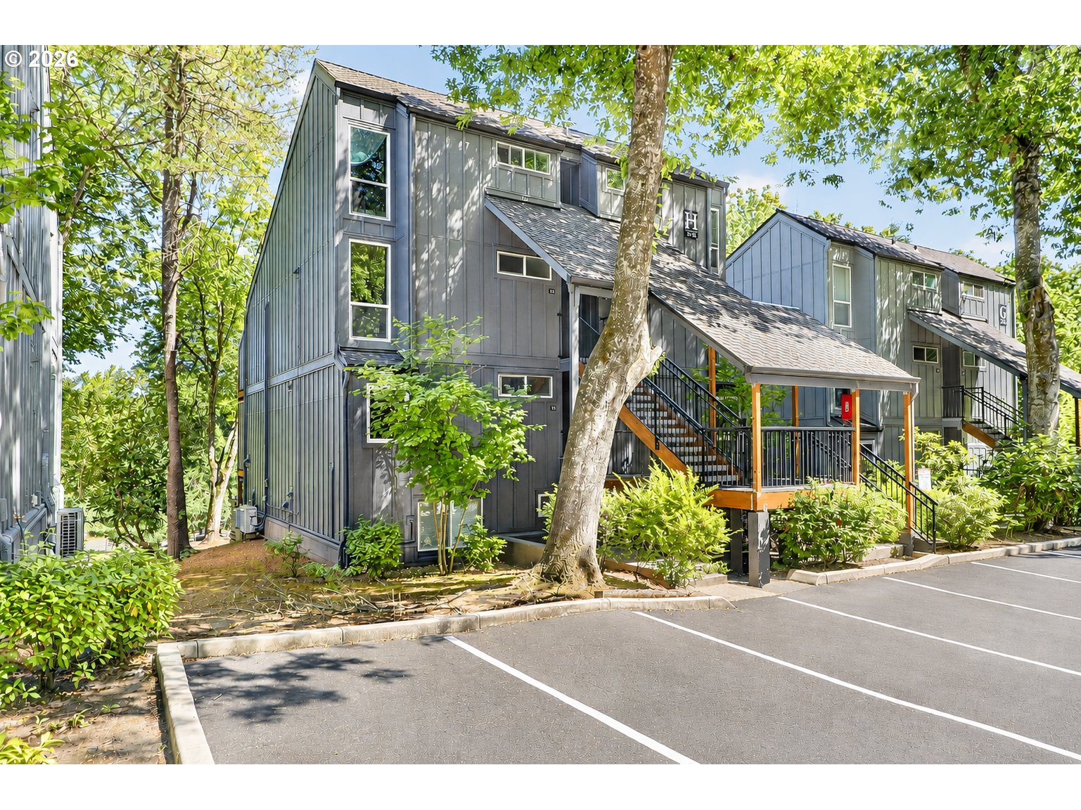 100 Kerr Pkwy 52 — photo