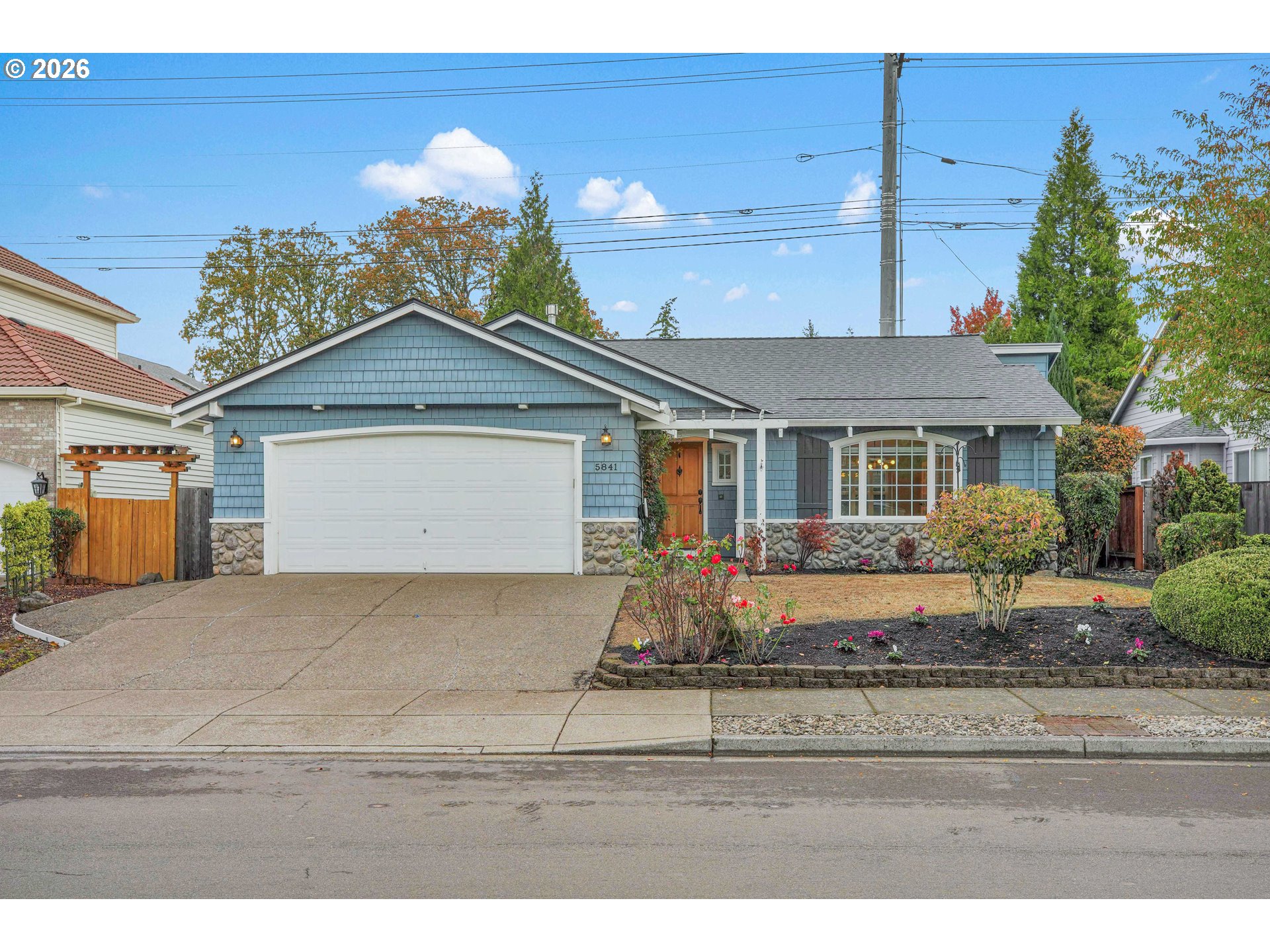 5841 SE Snowberry Ct — photo