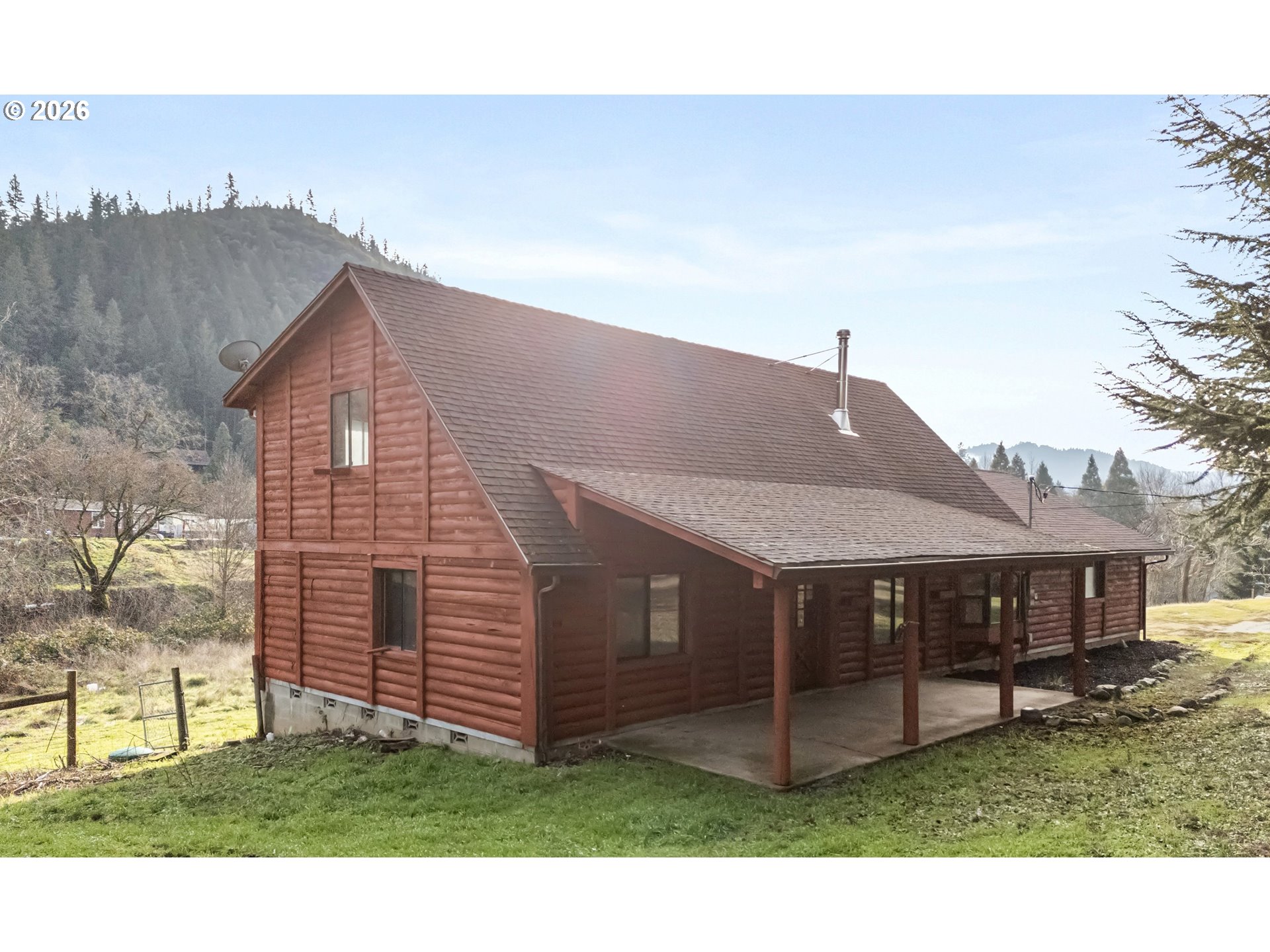 1514 Burbridge Dr — photo