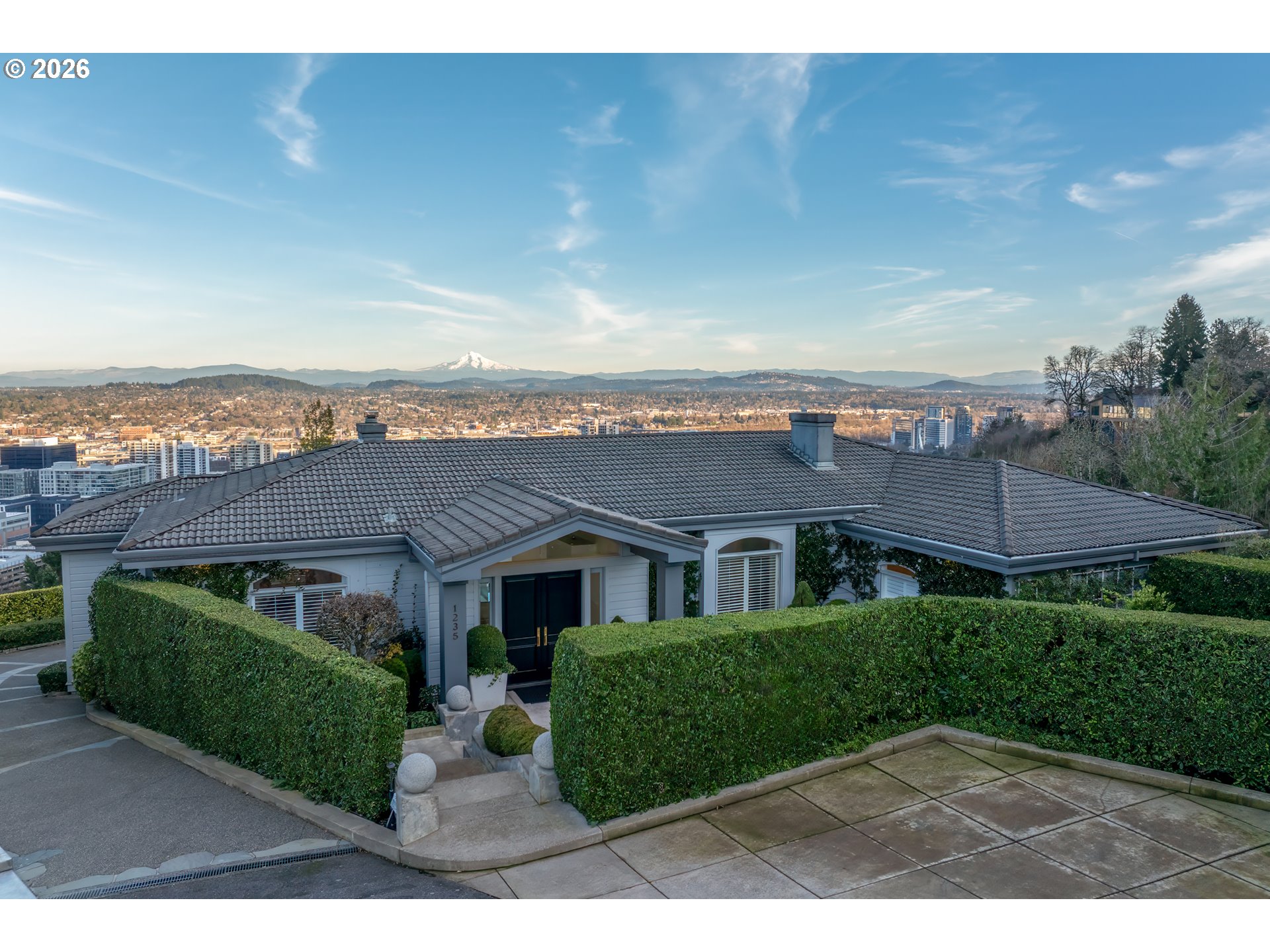 1235 SW Myrtle Ct — photo