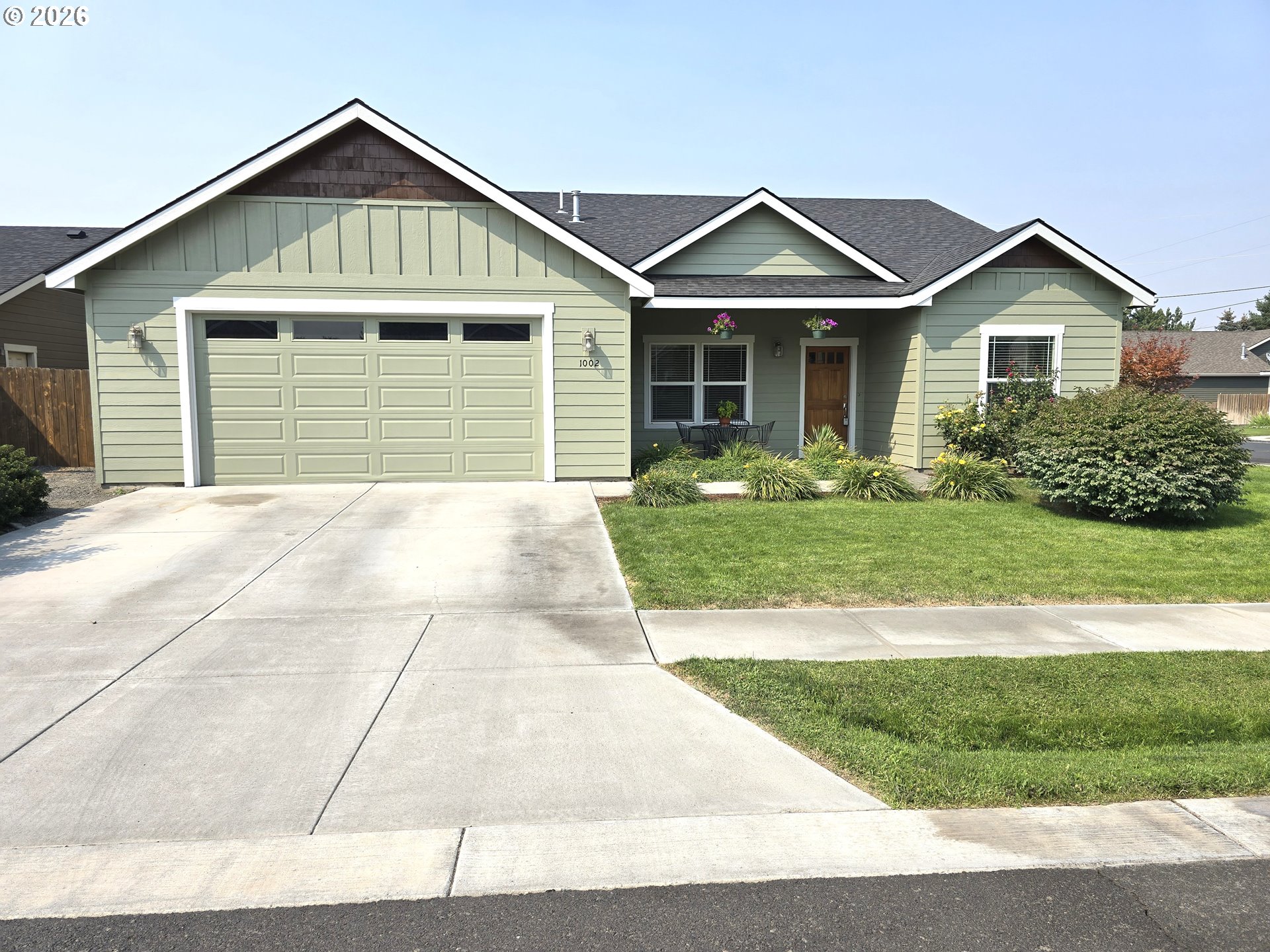 1002 SW Olive Ct — photo
