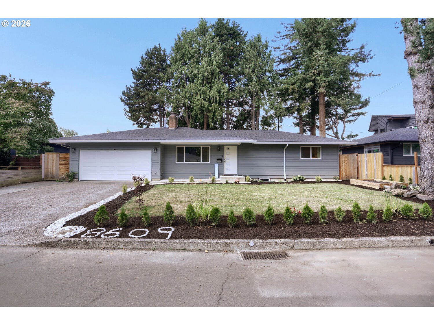 8609 SE 34th Ave — photo