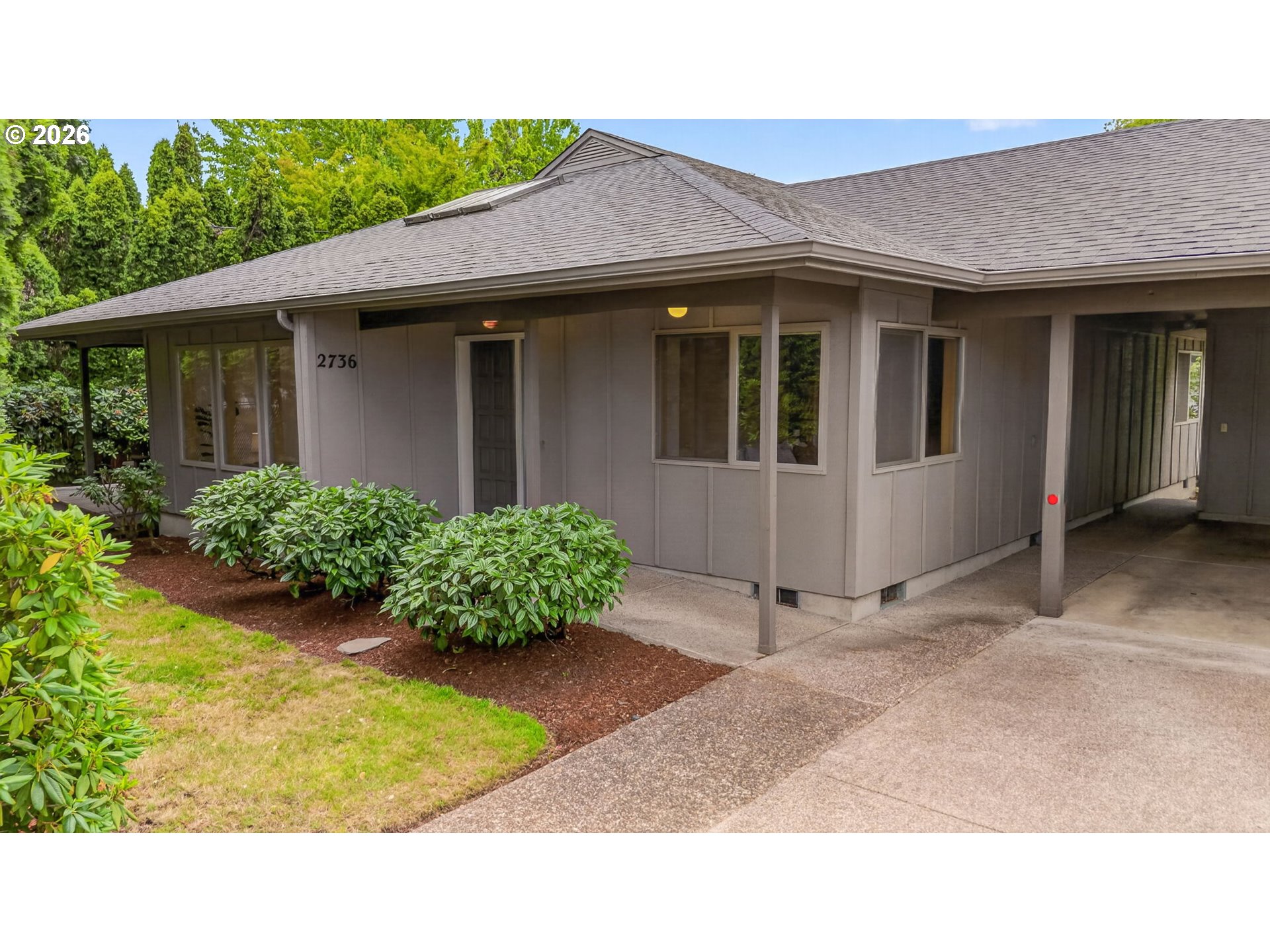 2736 Harlow Rd, Eugene, OR 97401