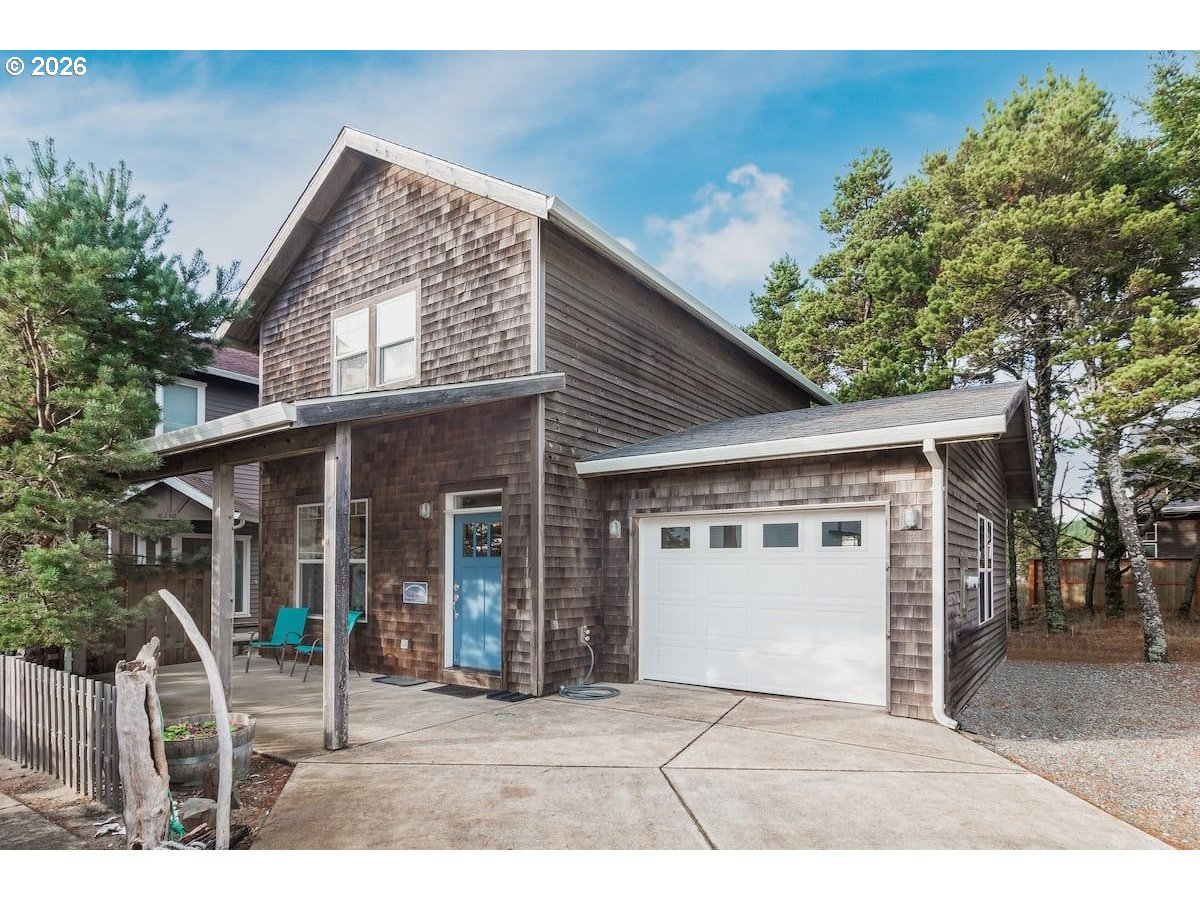 6140 Center Pointe Loop — photo