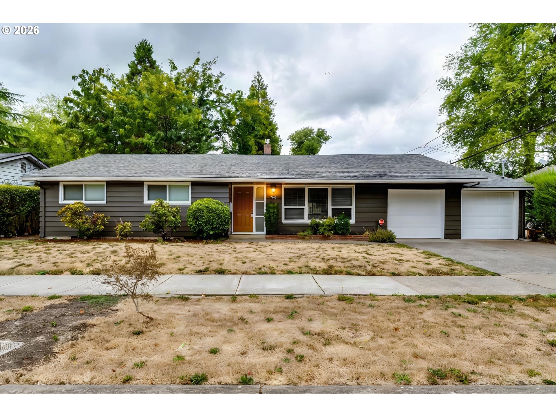 1255 E 24th Ave, Eugene, OR 97403 — photo 2