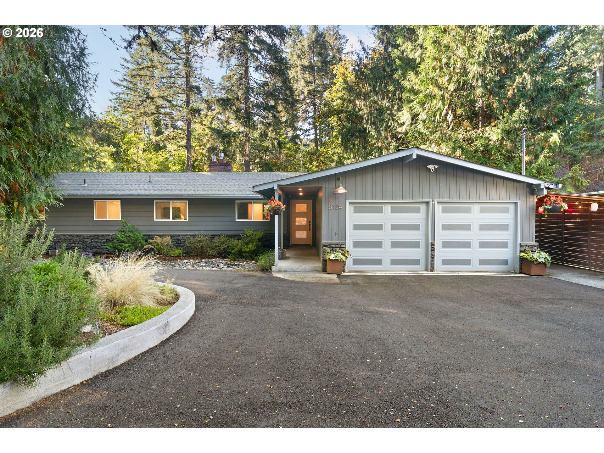 3124 SW Arnold St — photo