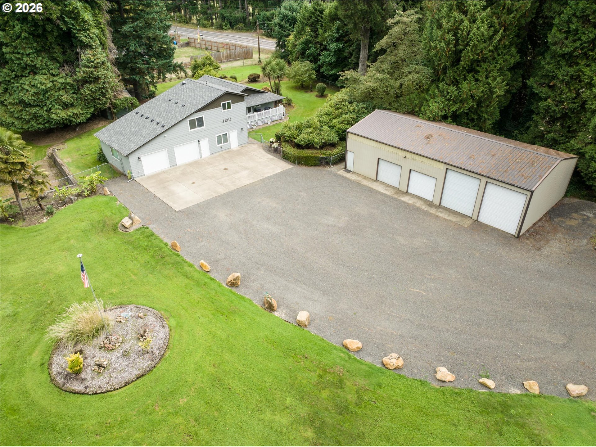 41947 McKenzie Hwy — photo