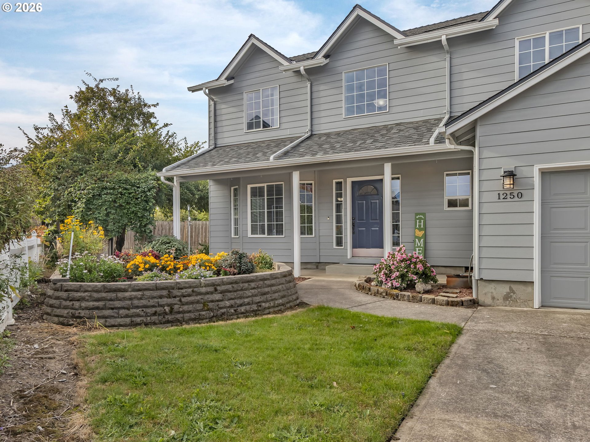 1250 Horizon Ridge Ct NE — photo