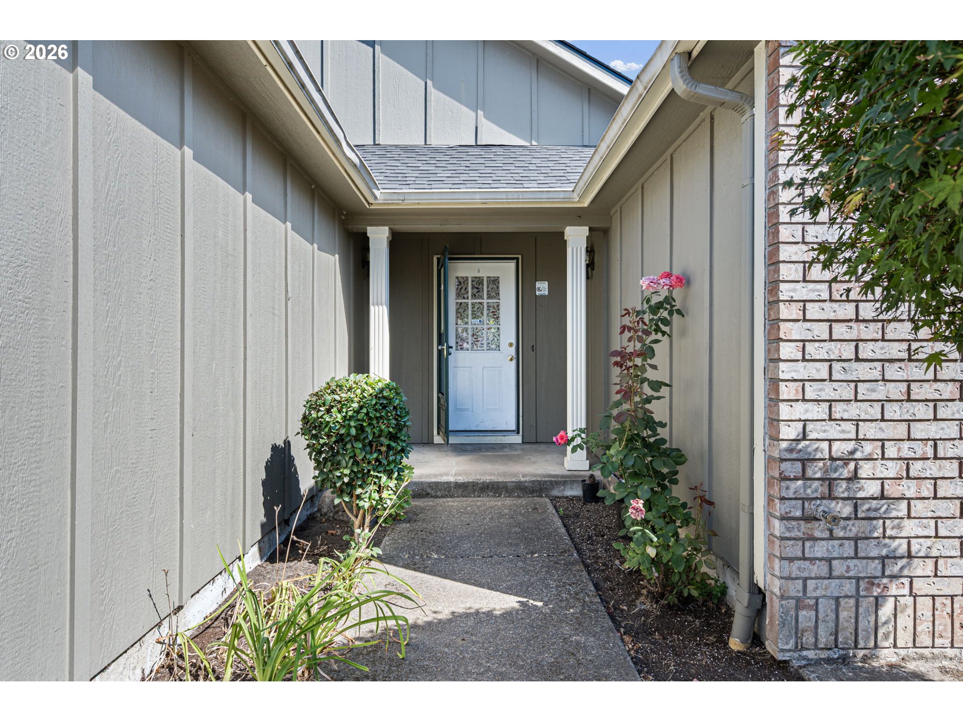 5792 E St, Springfield, OR 97478 — photo 3