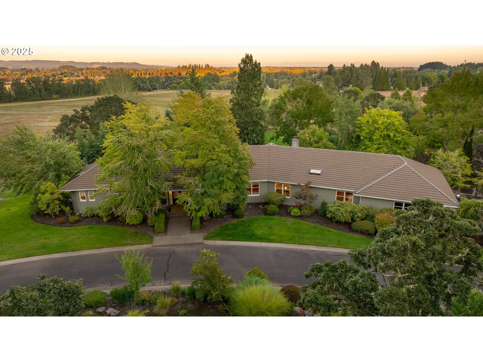 11790 SW Fox Ridge Rd, McMinnville, OR 97128 — photo 2