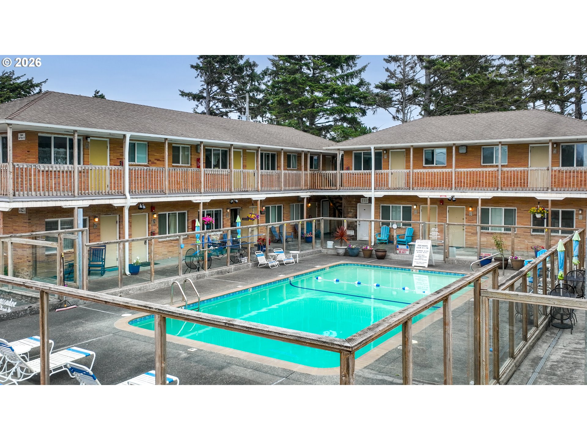2233 Beach Dr 39 — photo