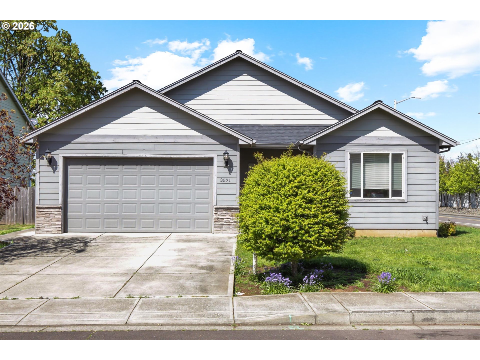 3571 Anchor Ct — photo