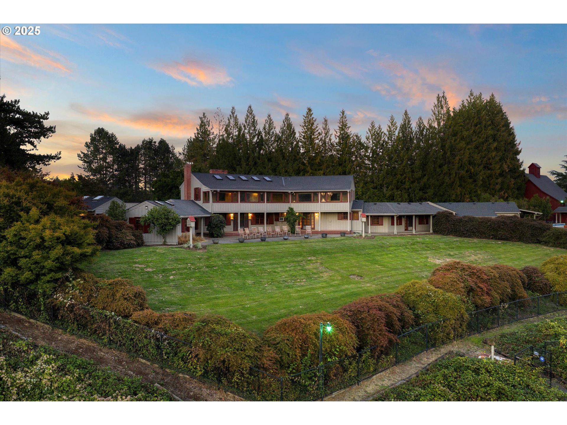 35960 NE Wilsonville Rd — photo