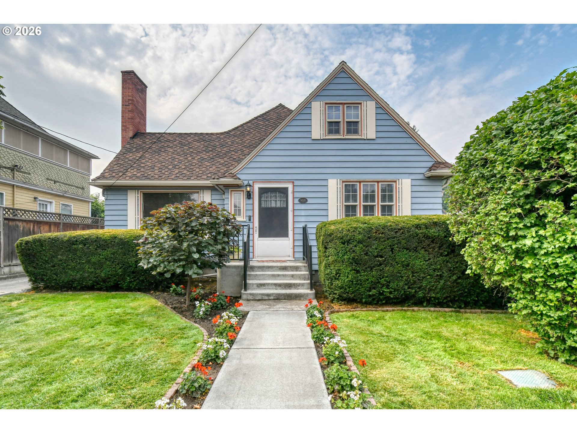 908 SE Byers Ave — photo