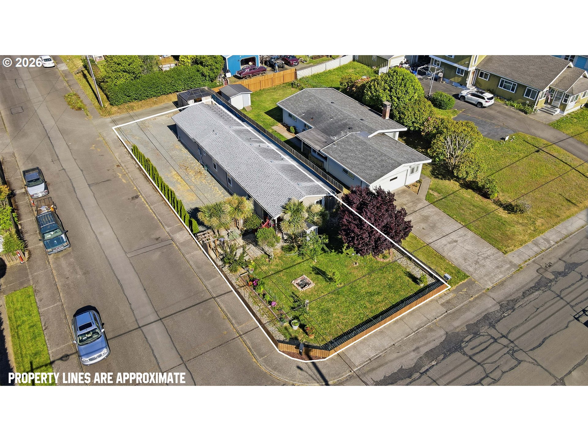2294 Marion St — photo