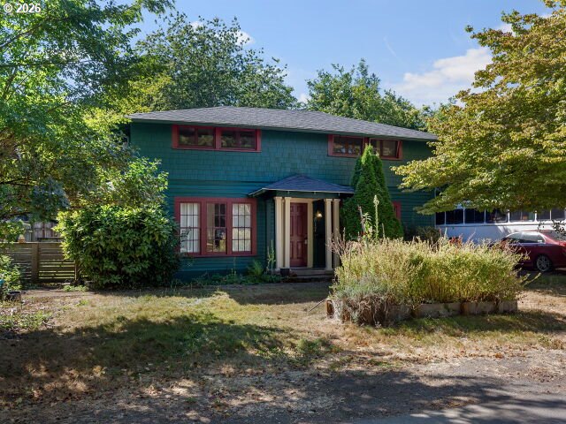 817 NW Earl Ave — photo