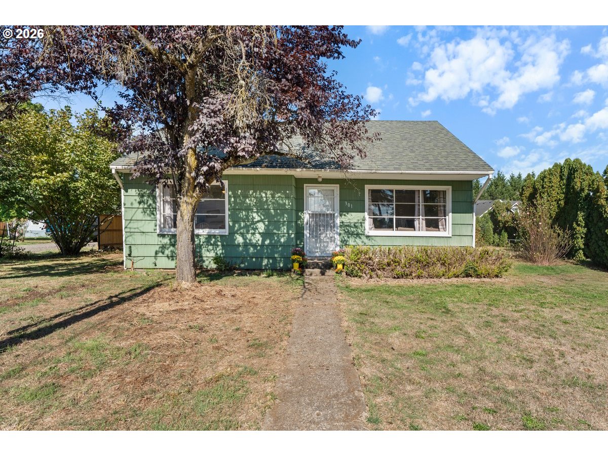 301 E 2nd St, Canby, OR 97013 — photo 2