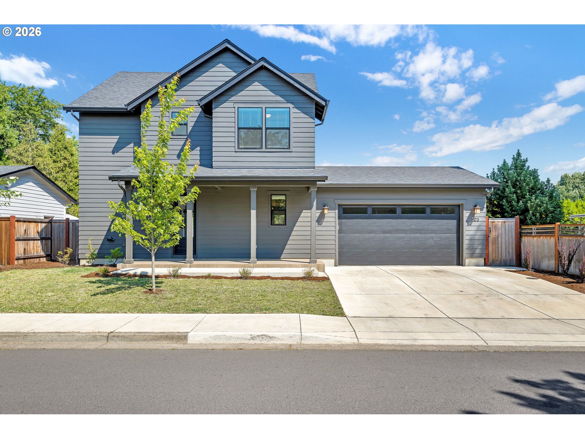 503 Honeysuckle Ln — photo