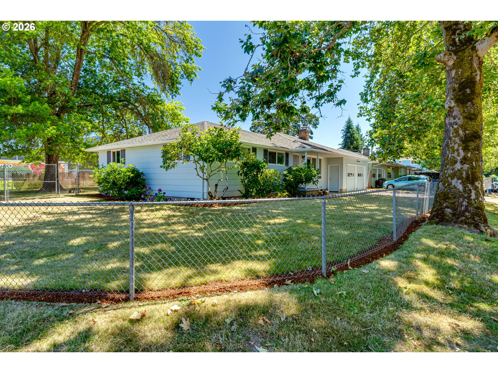 2093 Grove St, Eugene, OR 97404 — photo 2