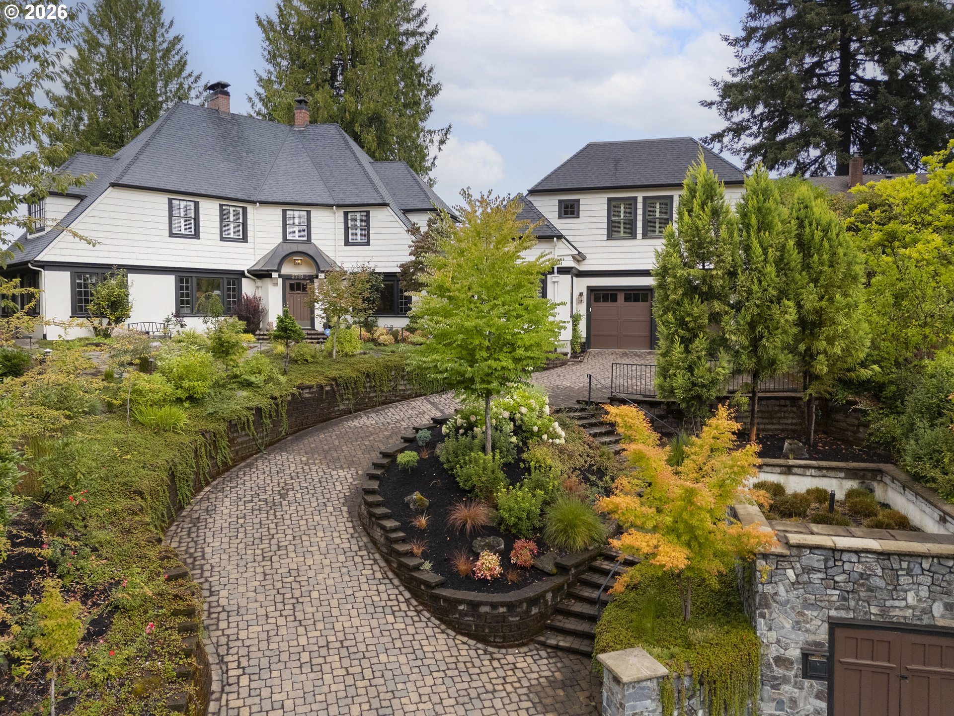 2719 SW Talbot Rd, Portland, OR 97201 — photo 2