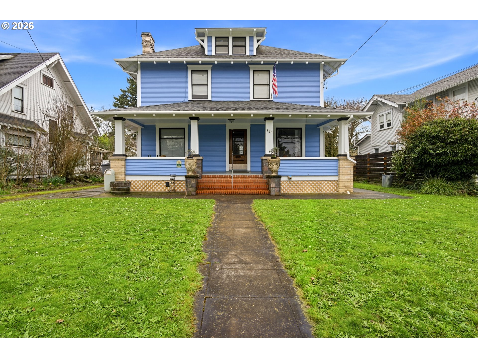 335 SE Baker St — photo