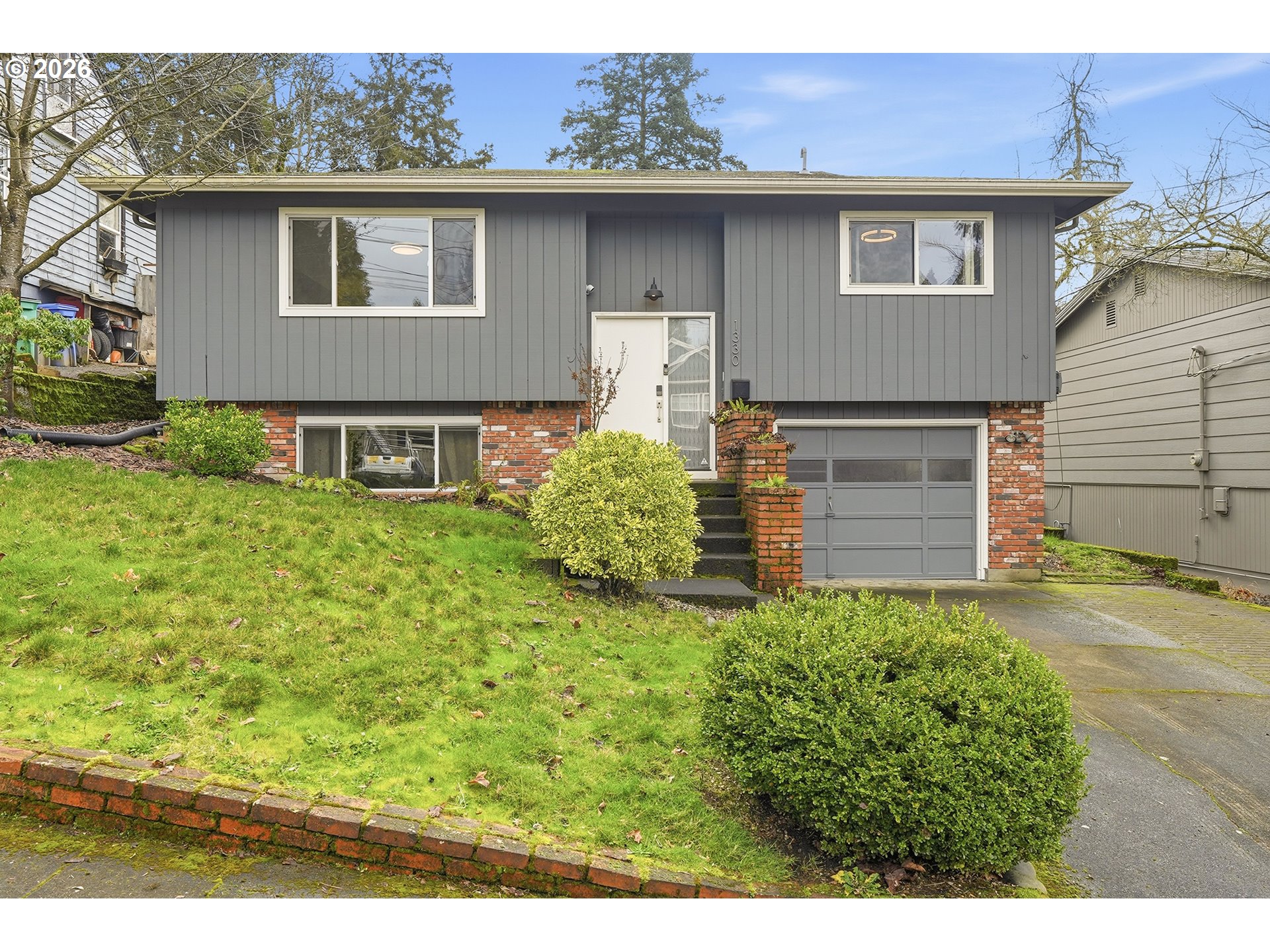 1330 SW Hume St — photo