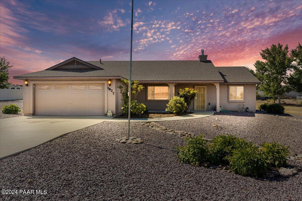 1827 E Ash Drive — photo