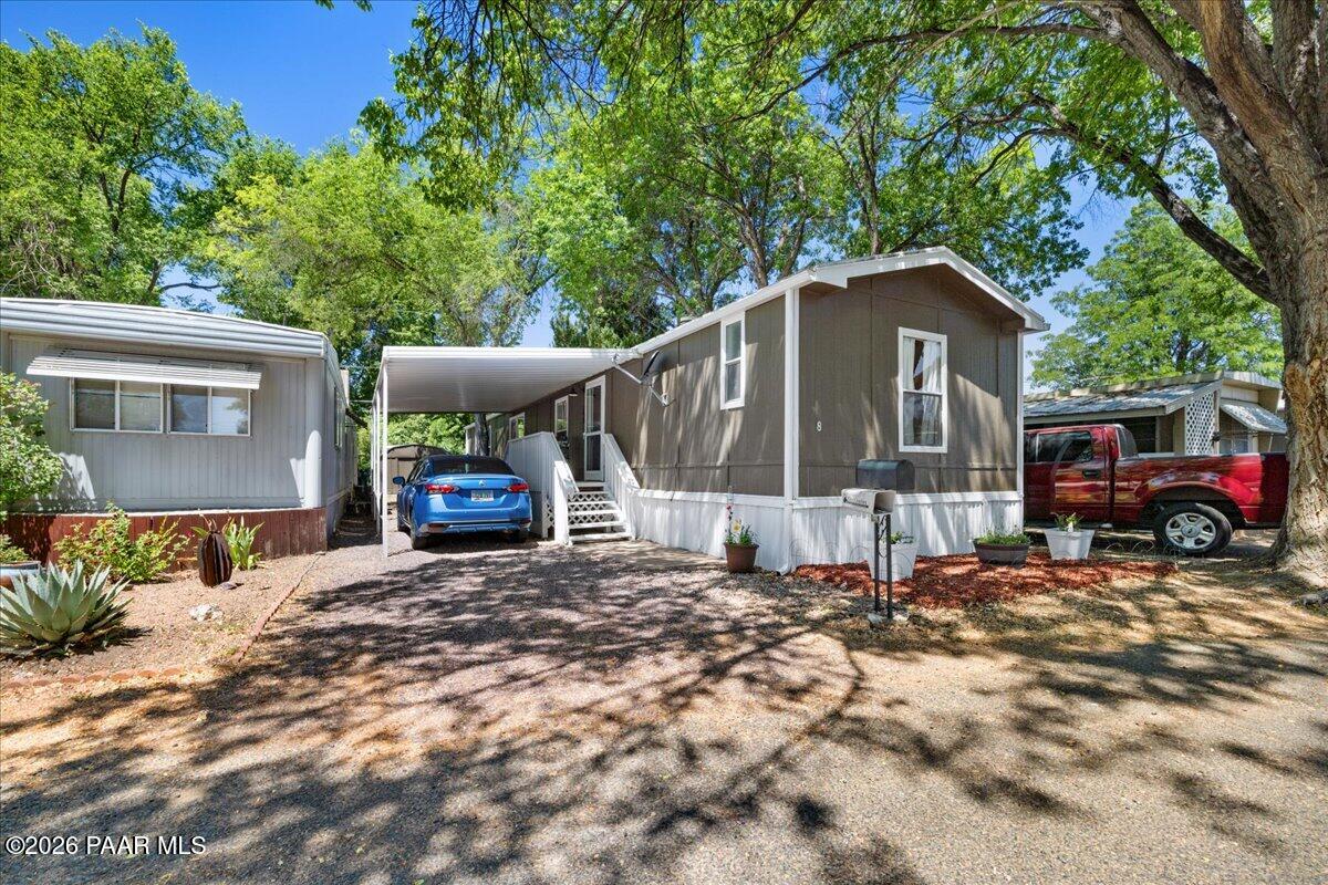 689 Whipple Street 8 — photo