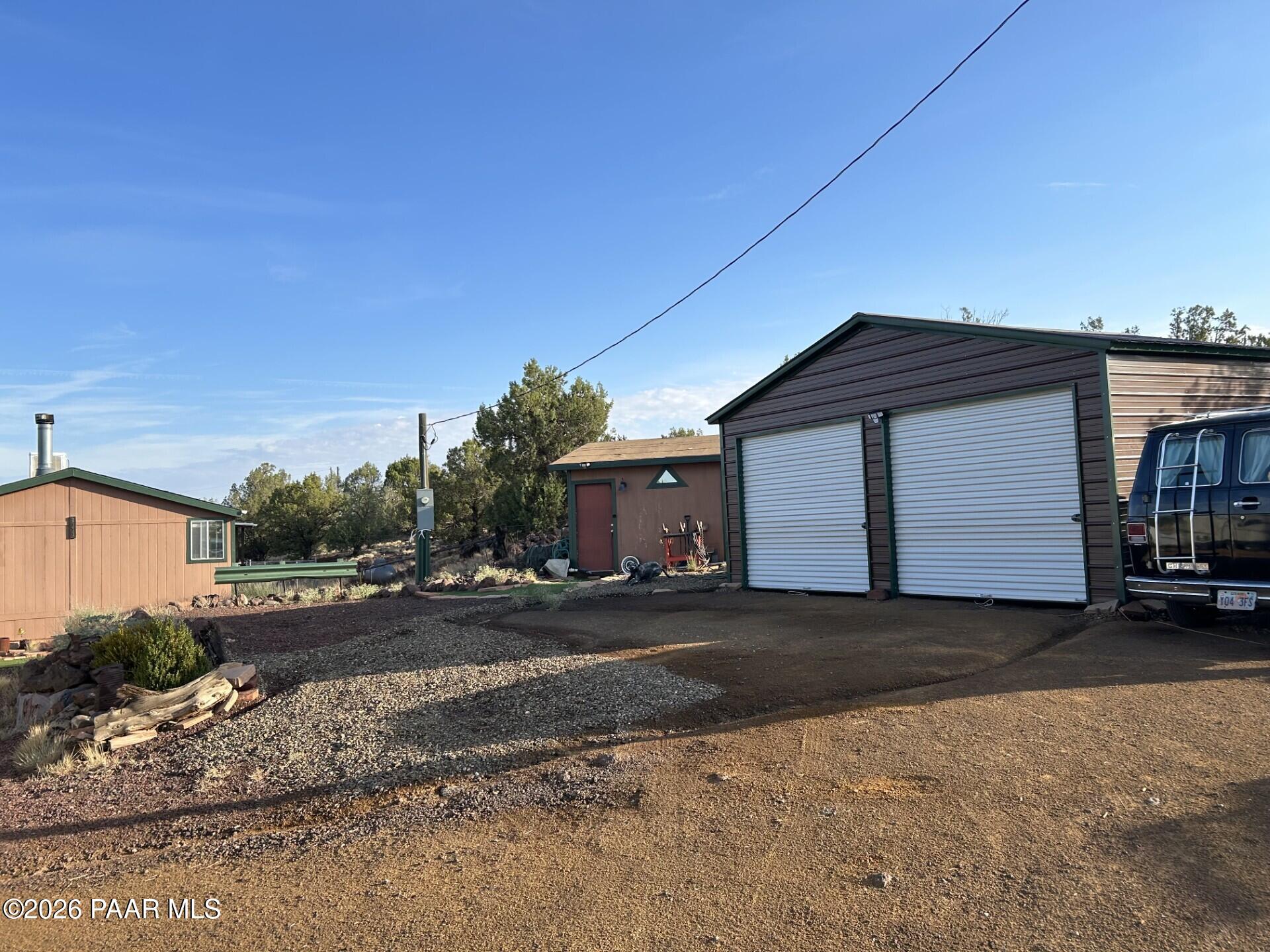 2373 W Roberts Road — photo