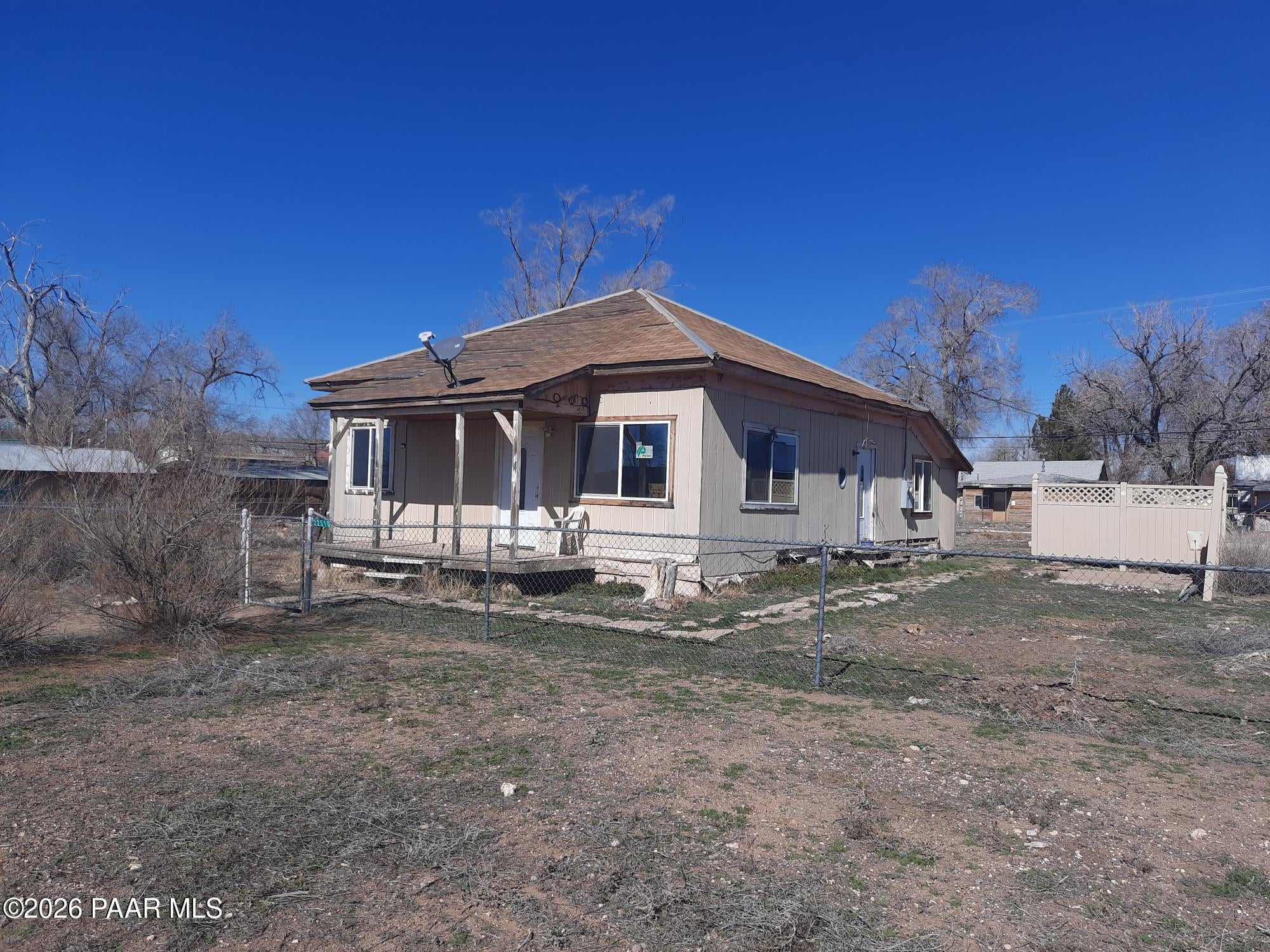 22510 W Railroad Avenue — photo