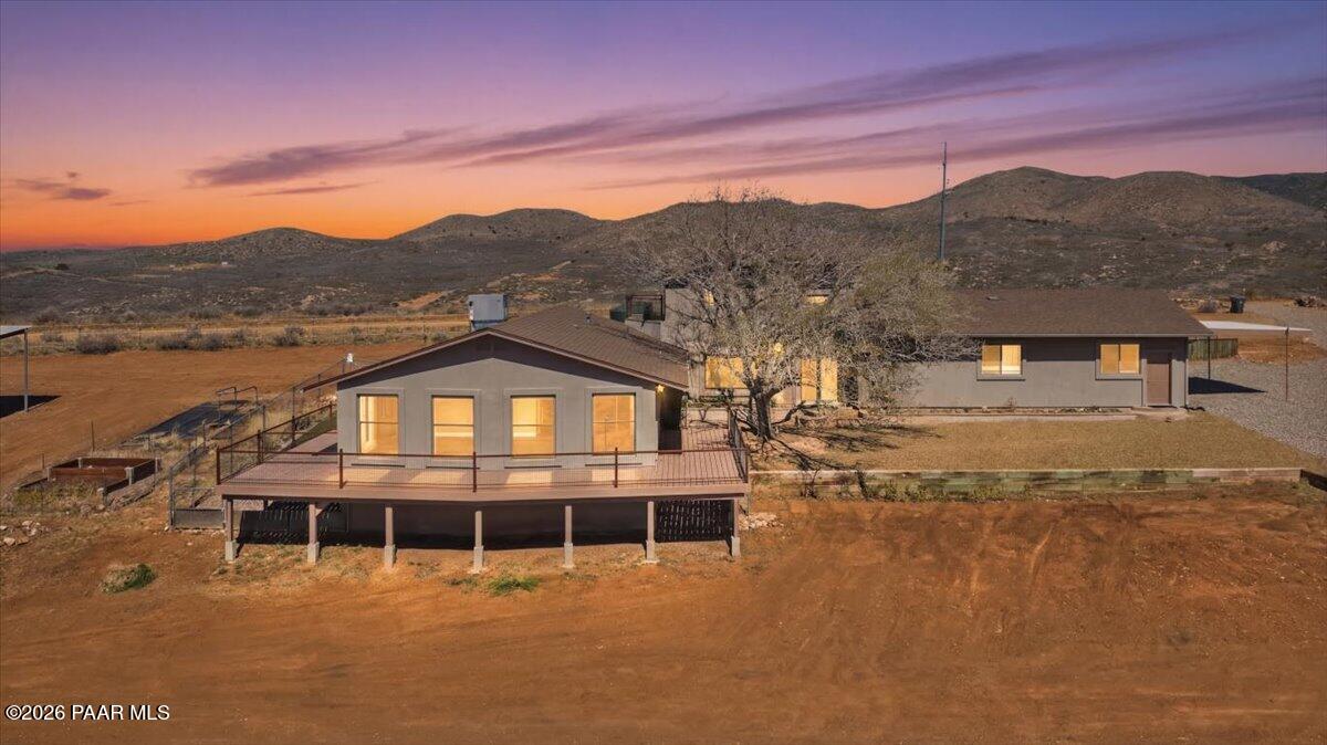 1375 N Rabbit Ridge Road — photo