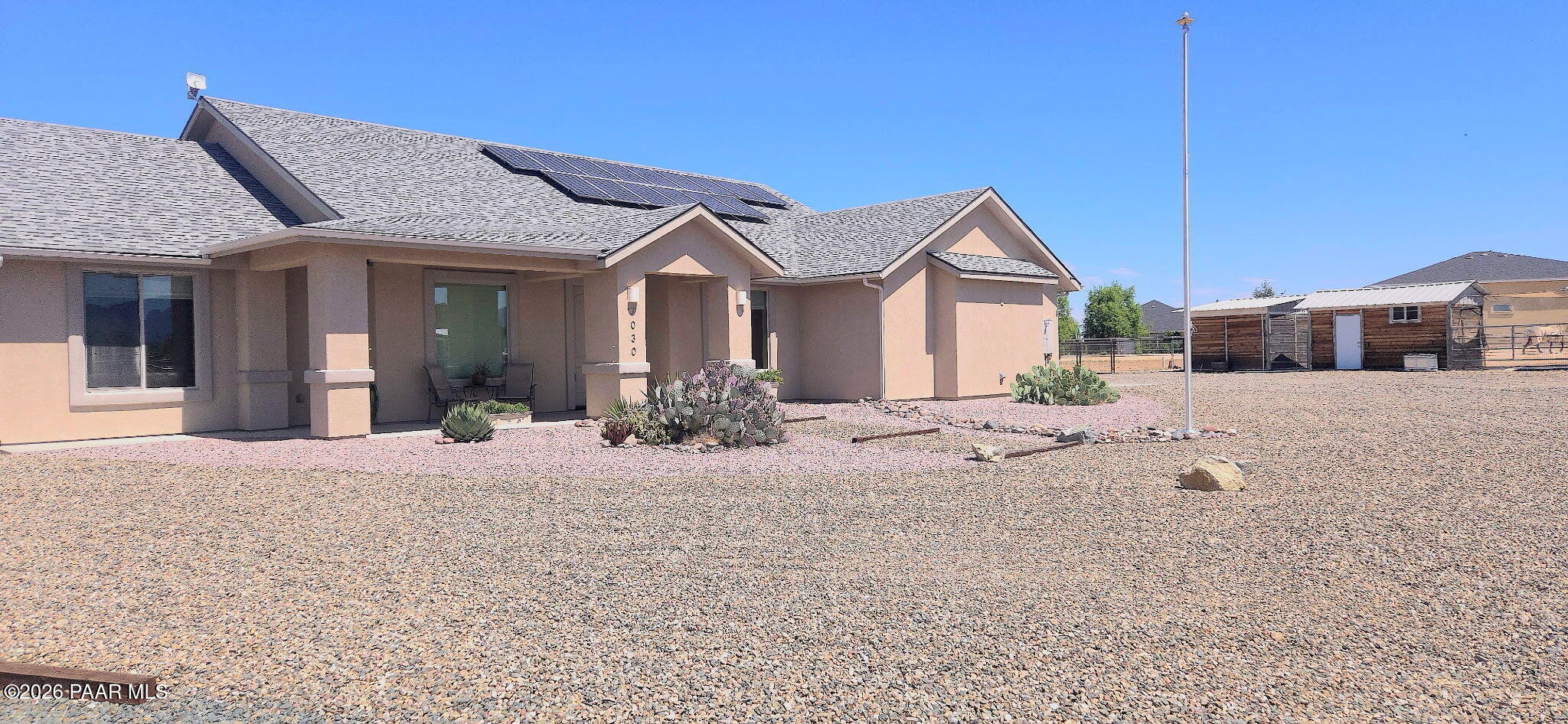 7030 E Autumn Lane — photo