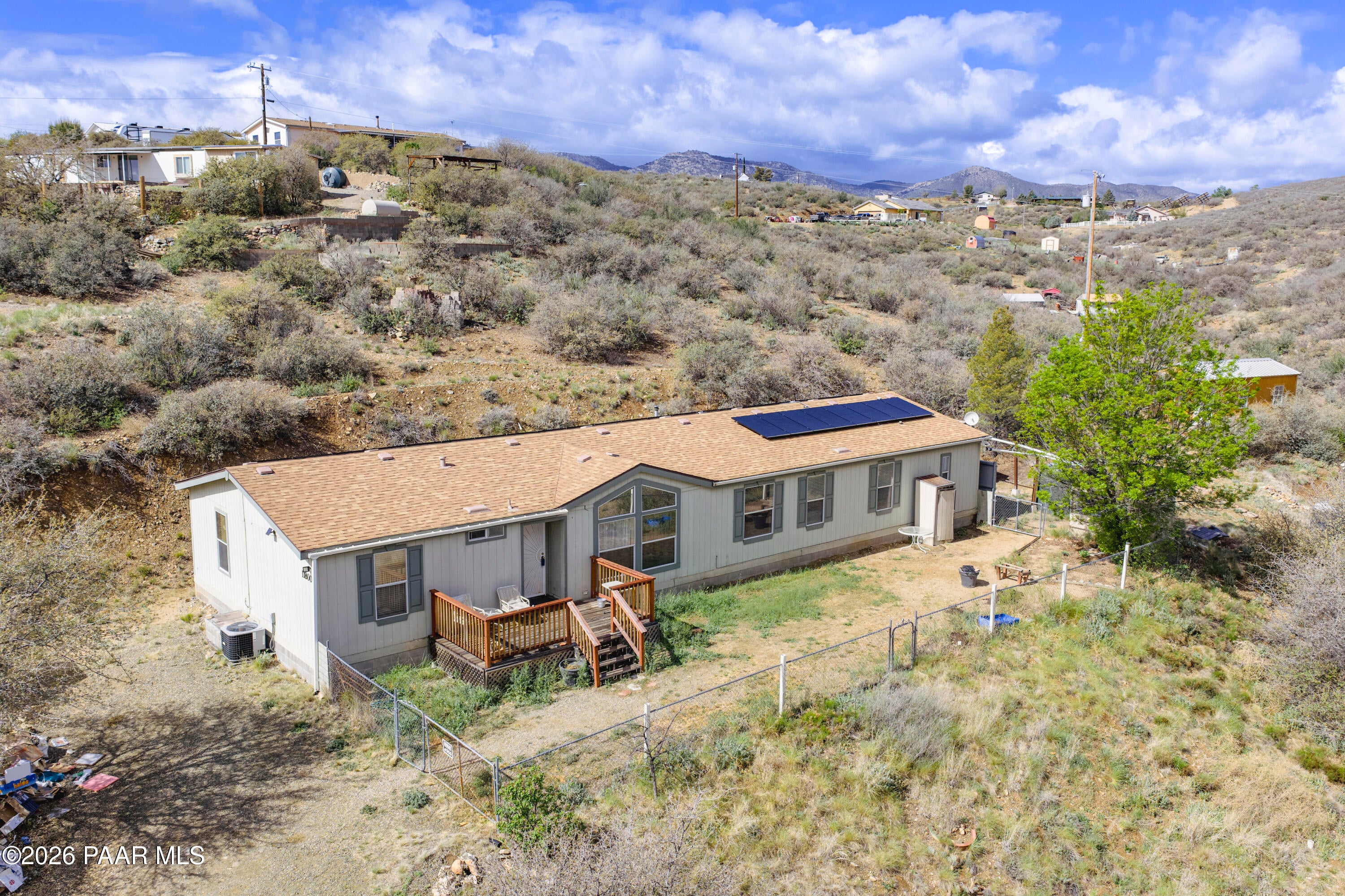 11800 E Henderson Road — photo