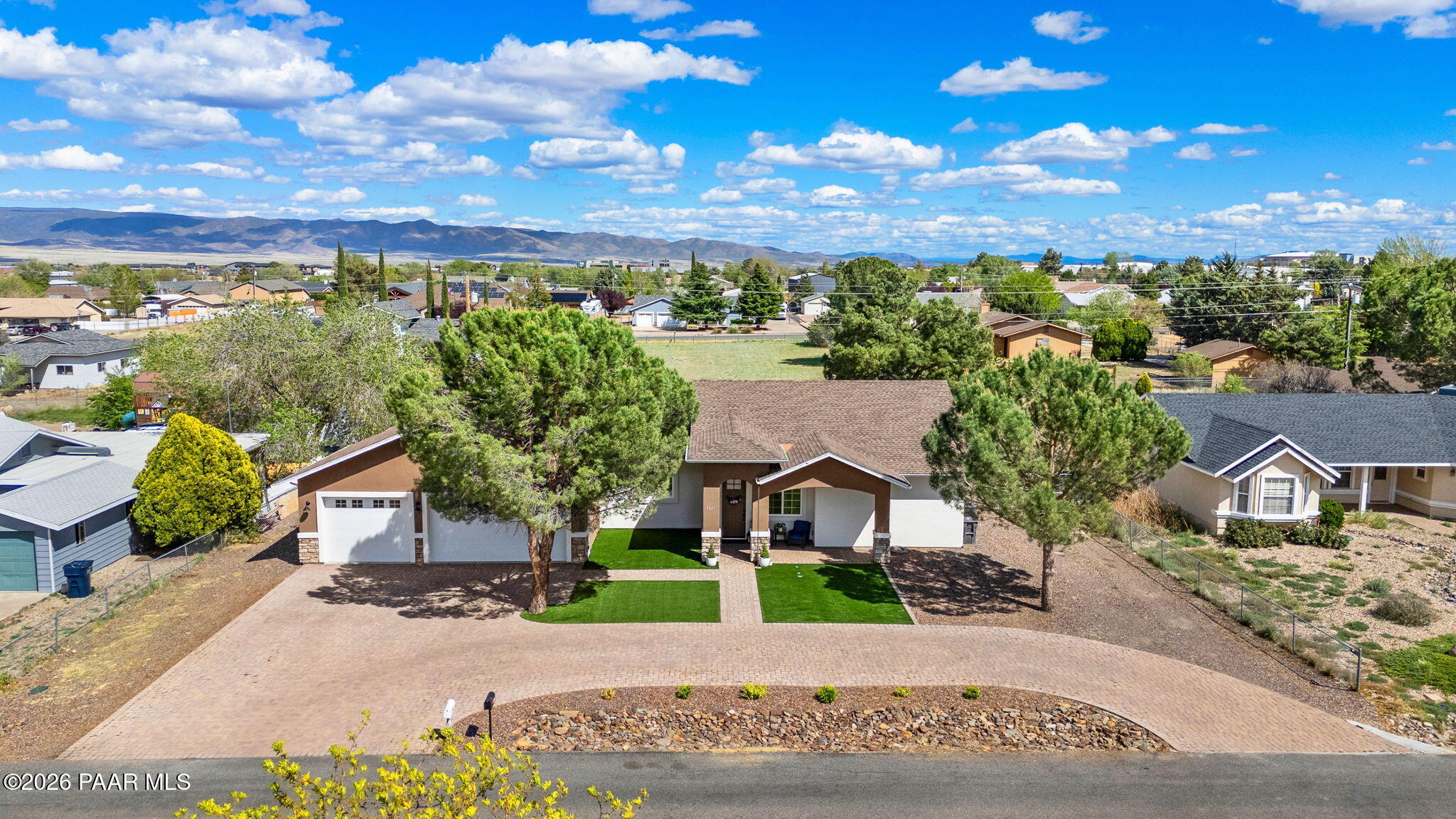 3625 N Valley View Drive — photo