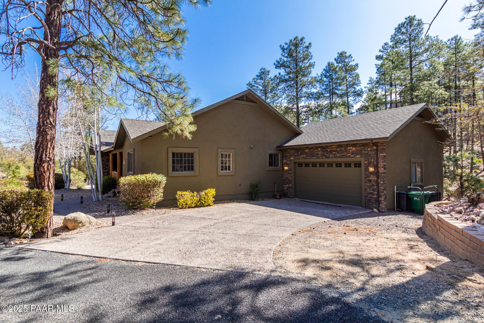 820 Bryce Canyon Circle — photo