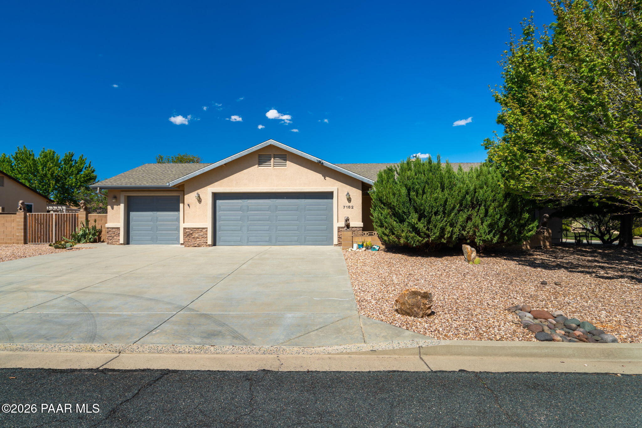 7182 E Scenic Vista — photo