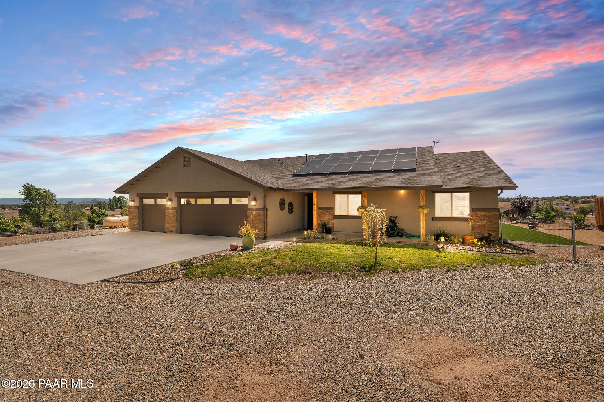 1617 N Windmill Way — photo