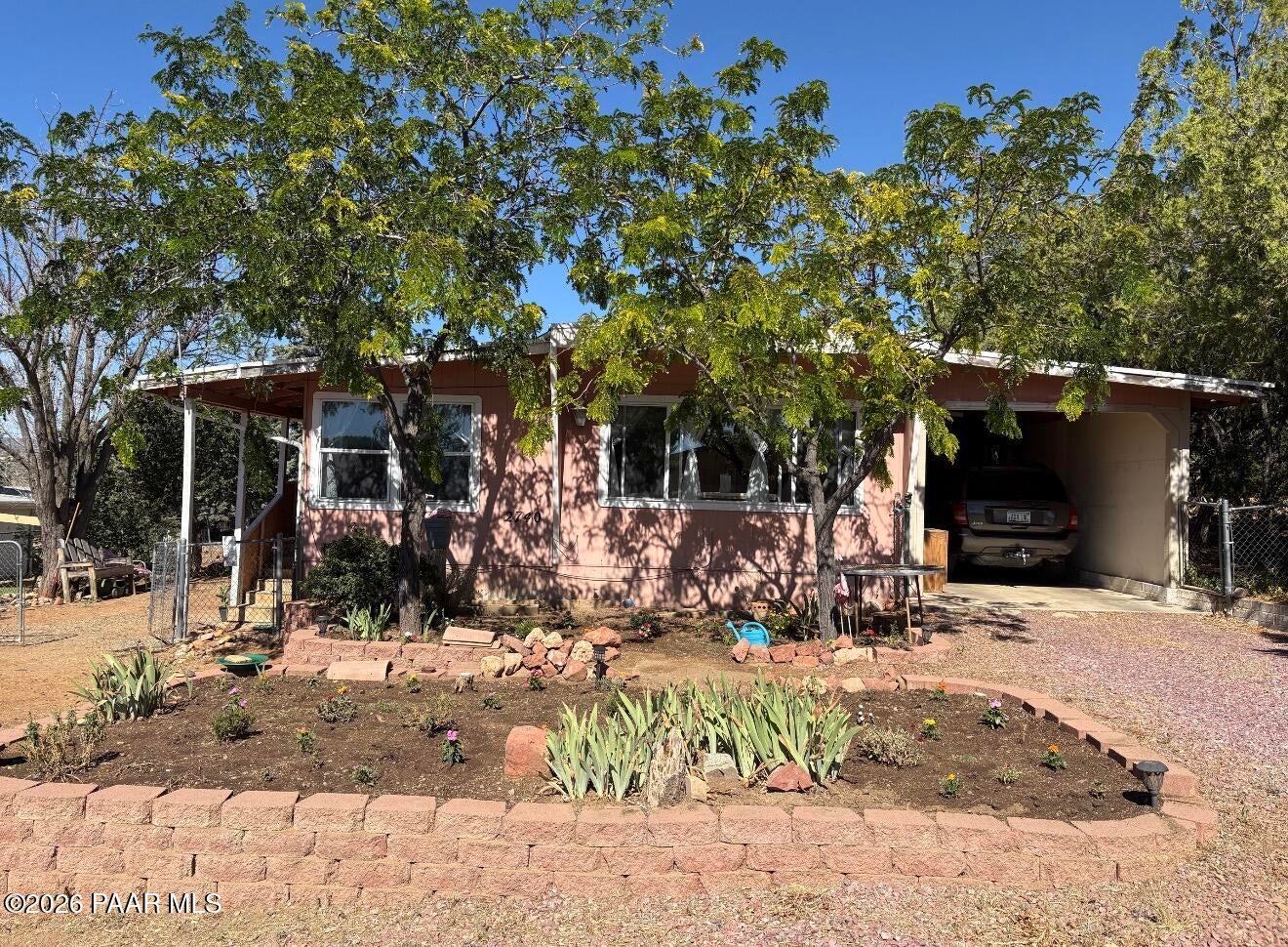 2740 N Meadowview Drive — photo